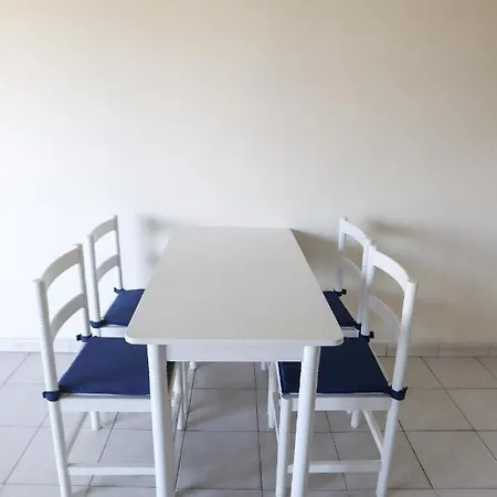 Center Apartment Larnaka