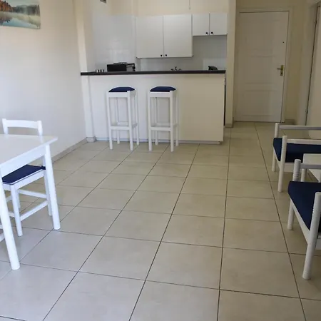 Center Apartment Larnaka
